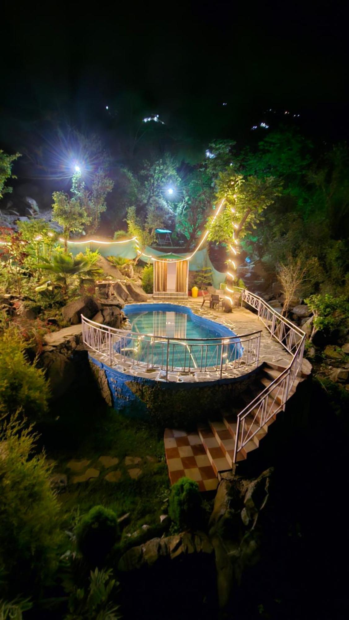 On The Rocks Hotel Kasauli Kültér fotó