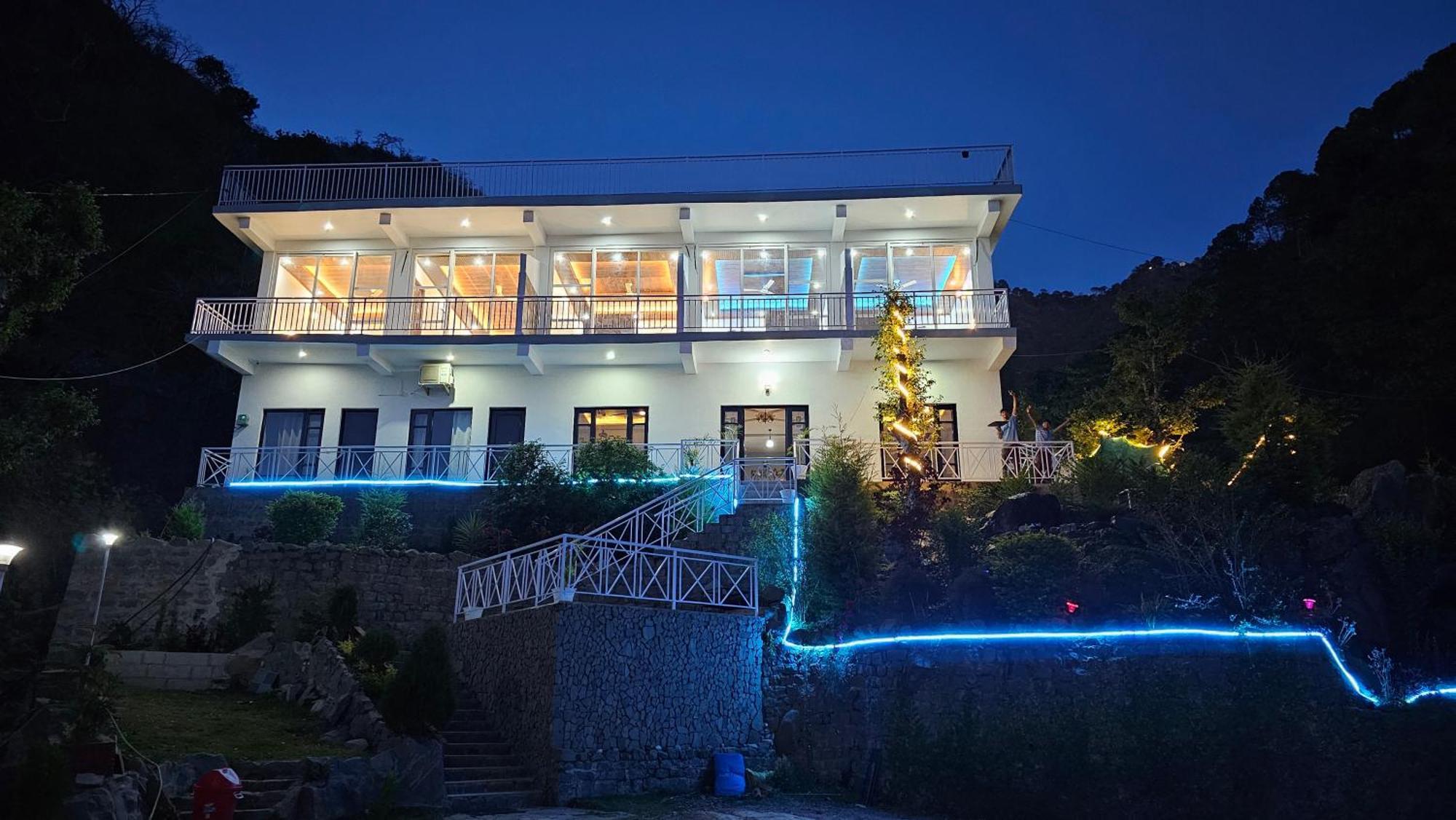On The Rocks Hotel Kasauli Kültér fotó